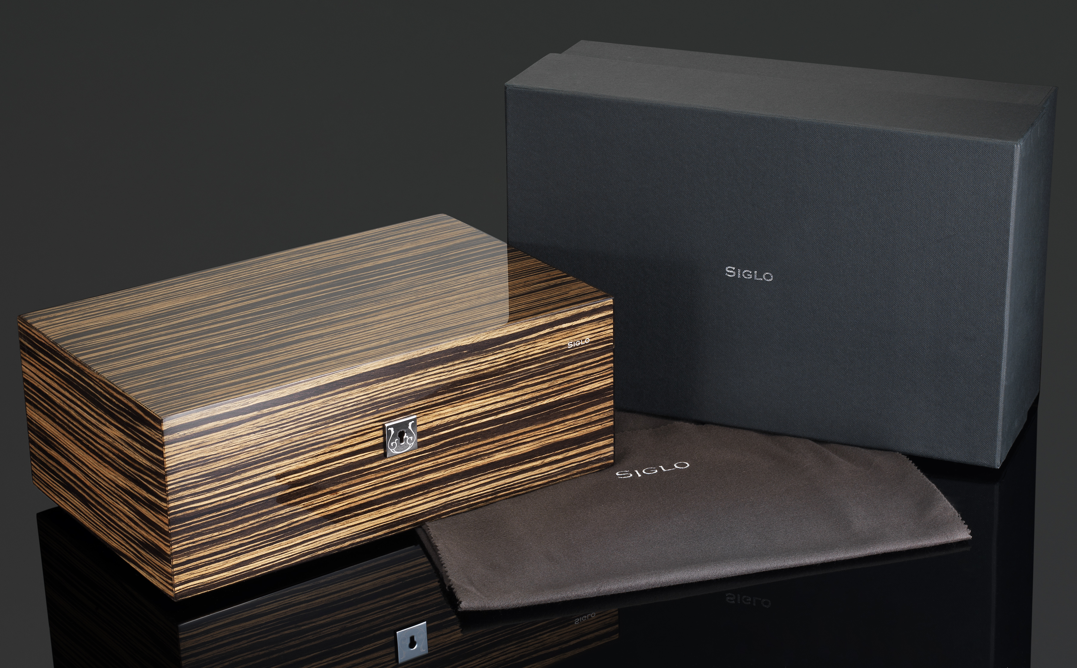 Classic Series - 75 Sticks Humidor - Ebony